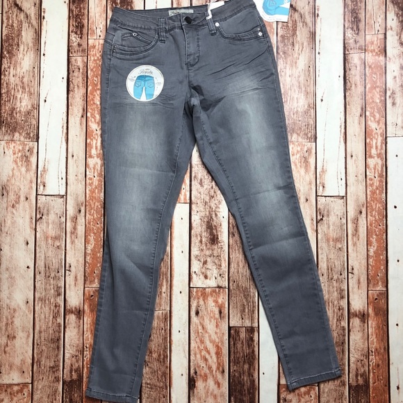 ❗️Last 1! Size 8 Wanna Better Butt Light Grey jean - Picture 3 of 8